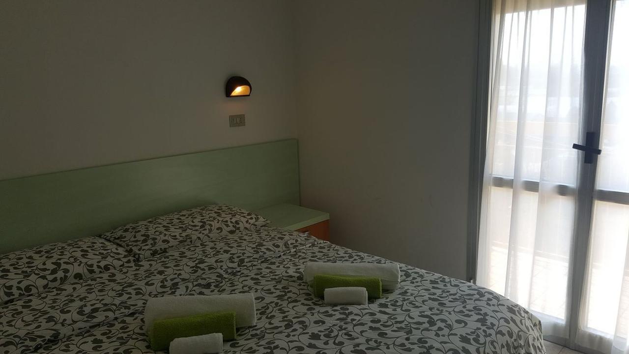 Hotel Villa Cesira Белариа-Игеа Марина Стая снимка